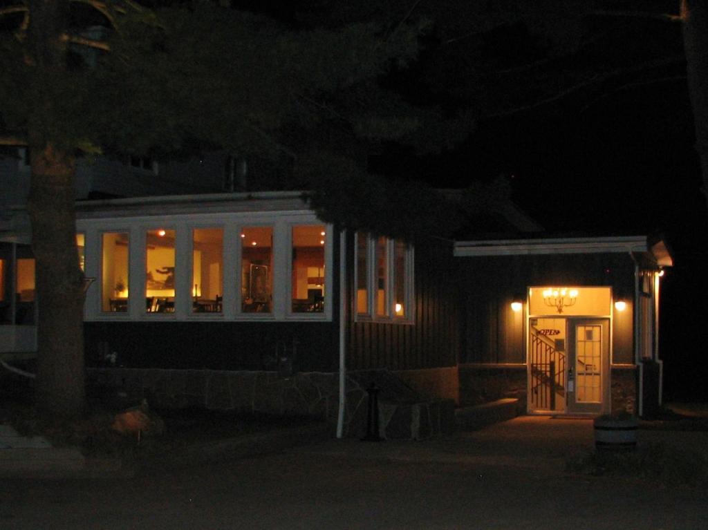 Pine Lodge Muskoka Huntsville Exterior foto